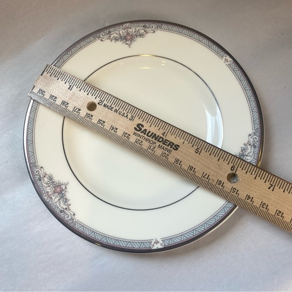 Royal Doulton Replacement Fine China Jillian H5193 Bread and Butter Plate 6.5” - Picture 6 of 6